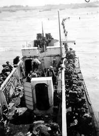 Troops Disembarking from LCI 35